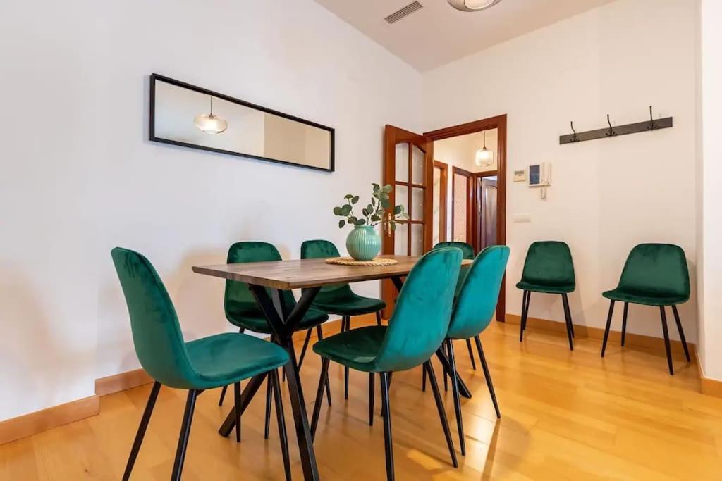 Jdcbl - Peaceful Wonderful Apartment In City Center Севилья Экстерьер фото