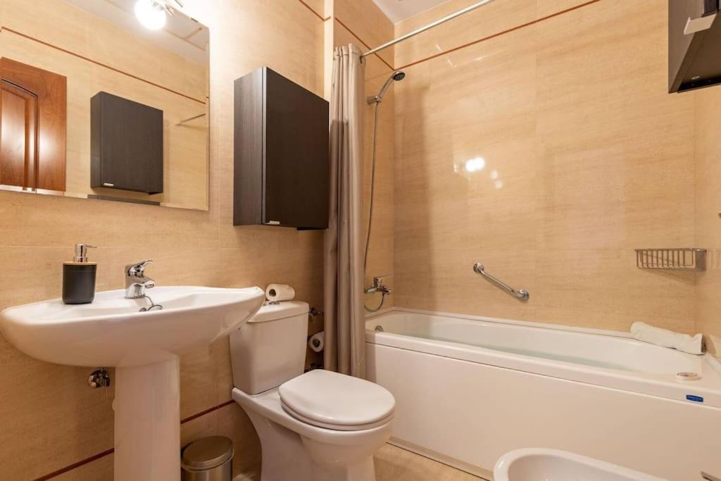 Jdcbl - Peaceful Wonderful Apartment In City Center Севилья Экстерьер фото